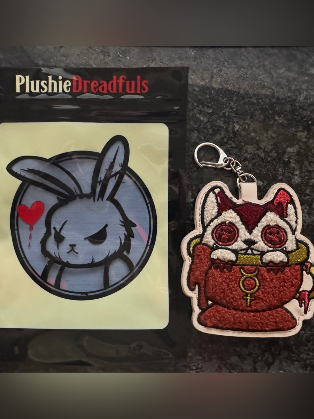 Red & White Cat Keychain